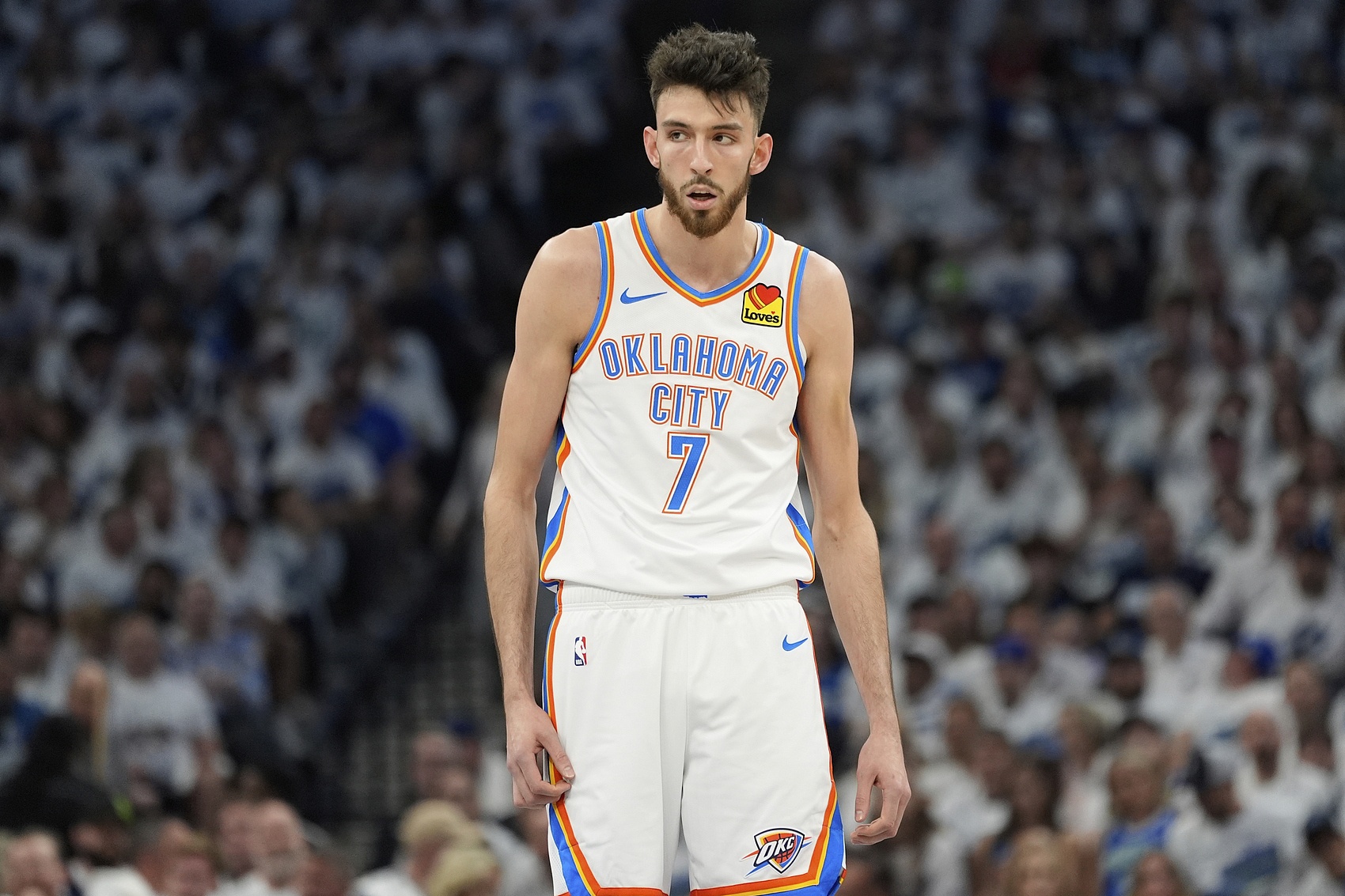 俄克拉荷马雷霆训练开放日，窗口期绝杀压哨引欢呼，亚冠在即，数据趋势出现新变化的简单介绍