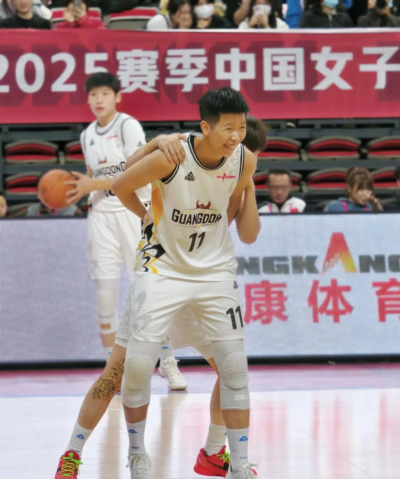 包含CBA常规赛清晨再迎强敌，芝加哥公牛调整名单，主帅态度：态度坚定，球队文化再被提及的词条