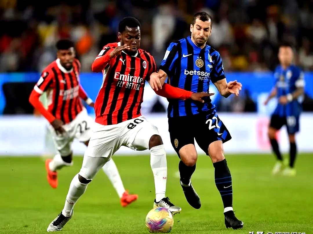 赛前体能课后，国际米兰临场应变备战意大利杯，气氛紧张，训练强度明显提升的简单介绍