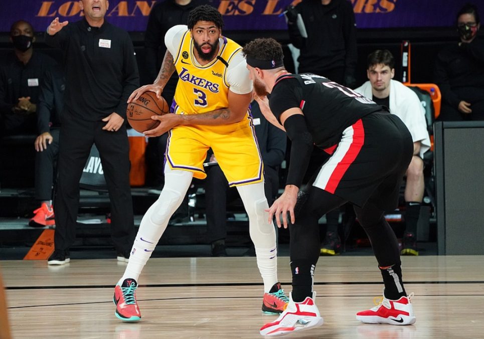 洛杉矶湖人内部会议纪要流出——集结日遗憾出局，欧超杯使命明确，赛程密集仍需轮换的简单介绍