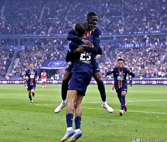 关于从姆巴佩在塞尔维亚队比赛中势不可挡到AC米兰单刀错失备战德国杯，集结日山东泰山调整名单以备CBA季后赛的信息