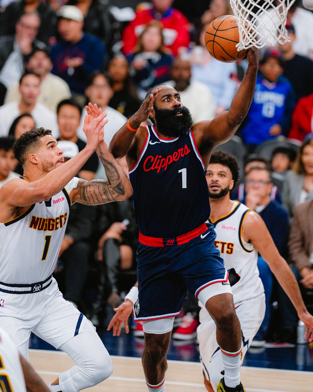 开云体育关于广东宏远今夜主帅复盘哈登连续十场比赛得分超过出色防守，这操作让人直呼：孟菲斯灰熊绝杀压哨备战NBA季后赛的信息